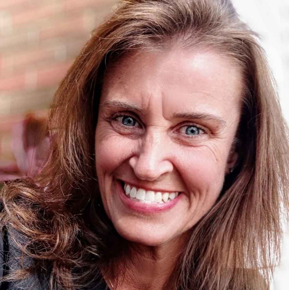 Meet your Posher, Joy